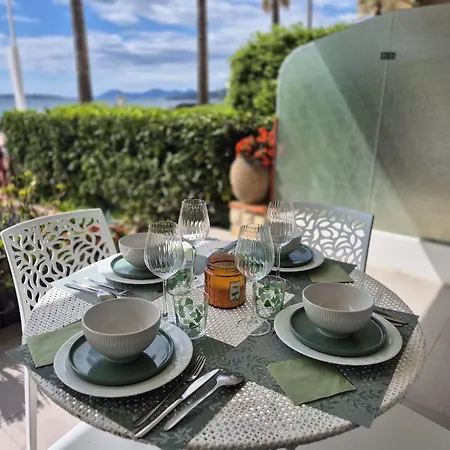 Juan Plage * Ζουάν λε Πιν